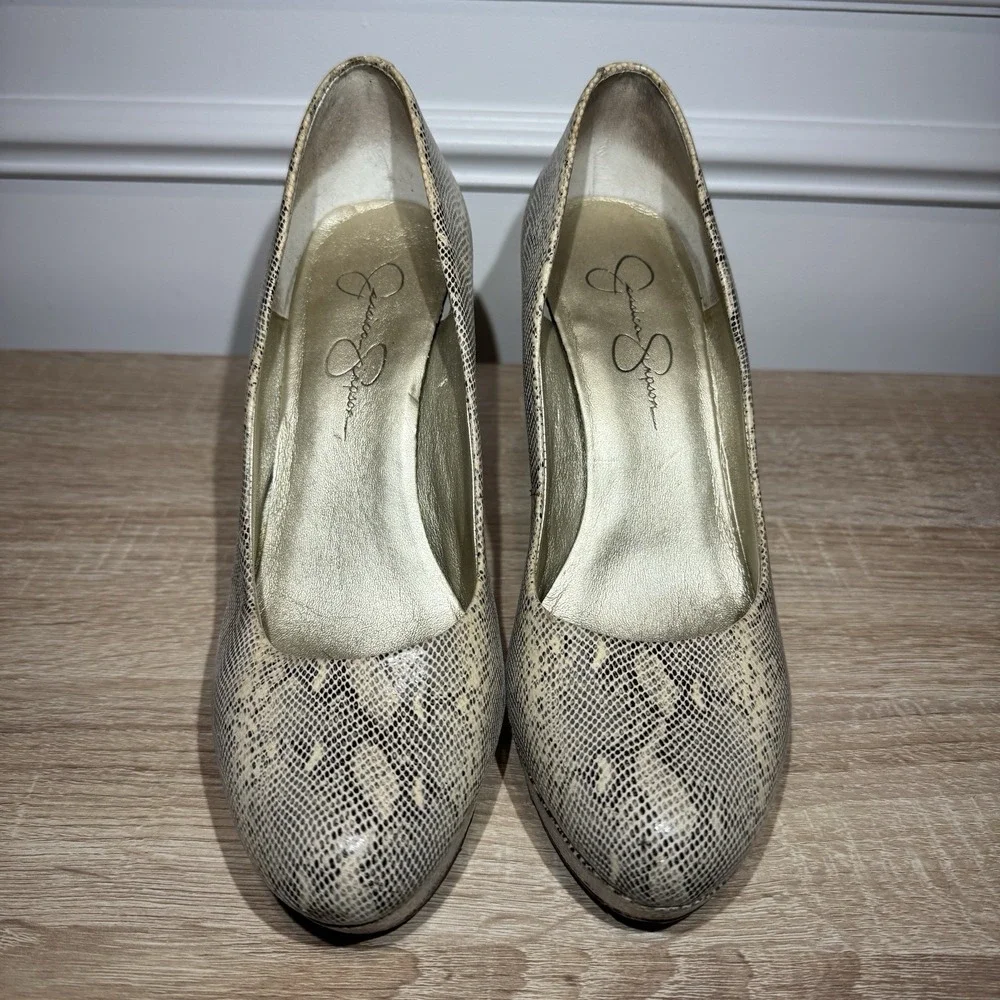 Jessica Simpson KATOY Platform Heel BEIGESnake Print 7.5 4.5